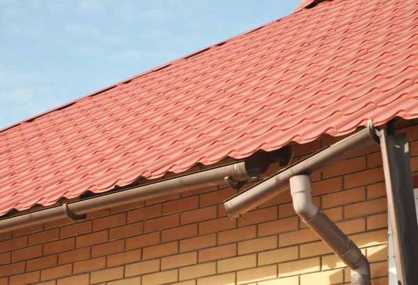 Loose Gutter Repair in Huntsville